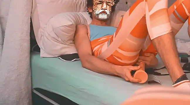 BodyandlegginLover online show from 02-08-25, 11:33