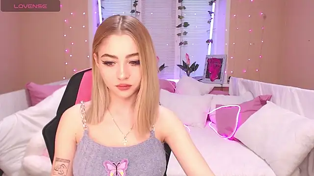 Snapshot of Tessa_Walker chatting on 01-26-25, 08:36 Tessa Walker online show from 01-26-25, 08:36