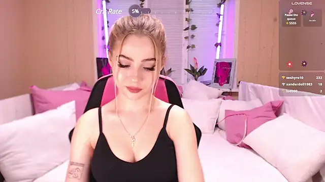 Snapshot of Tessa_Walker chatting on 01-28-25, 11:38 Tessa Walker online show from 01-28-25, 11:38