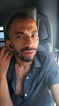 Snapshot of UncutToyBoy23cm chatting on 03-07-25, 03:07 UncutToyBoy23cm online show from 03-07-25, 03:07