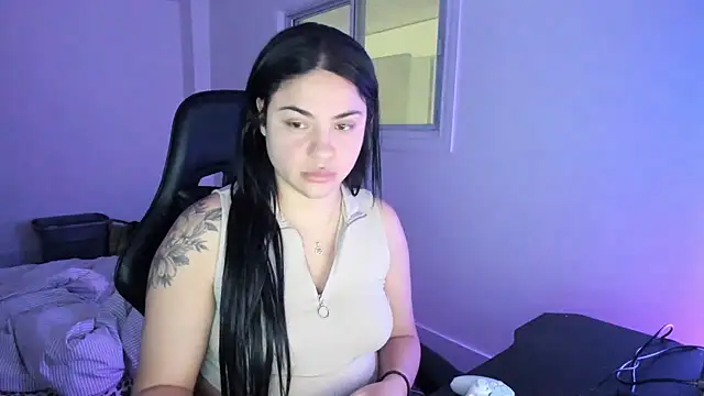 MelSaunders online show from 02-13-25, 03:18