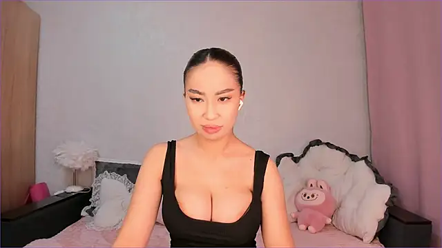Snapshot of Long_is1and chatting on 09-11-25, 02:39 Long is1and online show from 09-11-25, 02:39