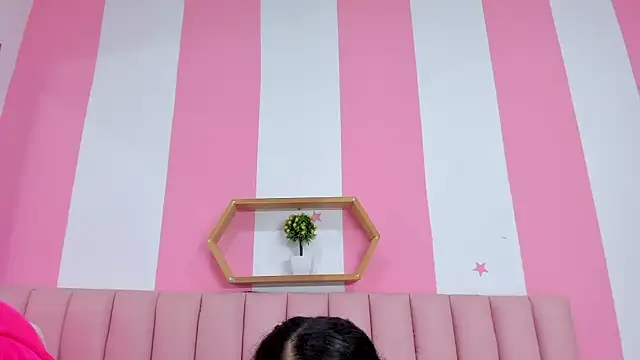 ISABELLA 020 online show from 02-12-26, 12:11