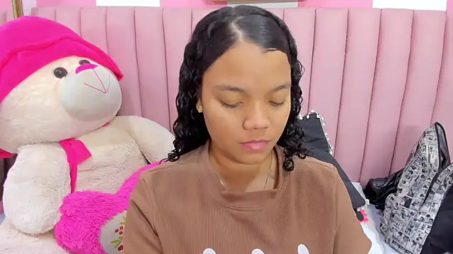 ISABELLA 020 online show from 02-14-26, 12:46