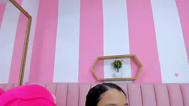 ISABELLA 020 online show from 02-24-26, 01:53