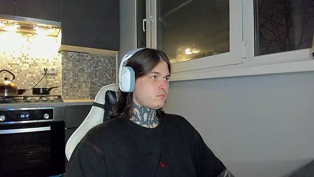 Snapshot of _torfin_ chatting on 12-01-24, 11:36 torfin online show from 12-01-24, 11:36