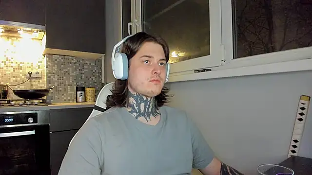 Snapshot of _torfin_ chatting on 12-08-24, 12:29 torfin online show from 12-08-24, 12:29