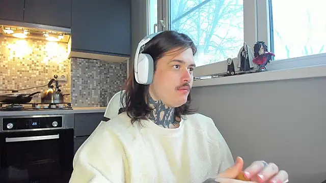 Snapshot of _torfin_ chatting on 02-11-25, 06:30 torfin online show from 02-11-25, 06:30