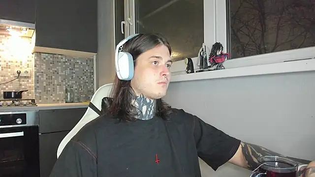 Snapshot of _torfin_ chatting on 03-01-25, 07:26 torfin online show from 03-01-25, 07:26