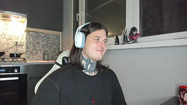 Snapshot of _torfin_ chatting on 03-05-25, 02:46 torfin online show from 03-05-25, 02:46