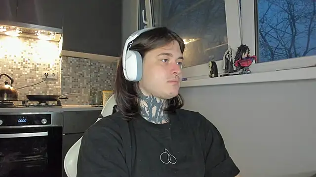 Snapshot of _torfin_ chatting on 03-14-25, 03:59 torfin online show from 03-14-25, 03:59