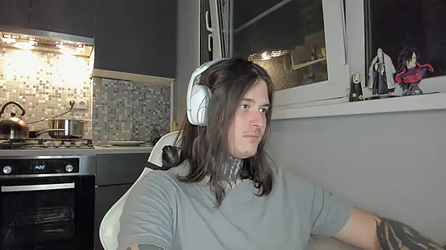 Snapshot of _torfin_ chatting on 03-21-25, 11:01 torfin online show from 03-21-25, 11:01