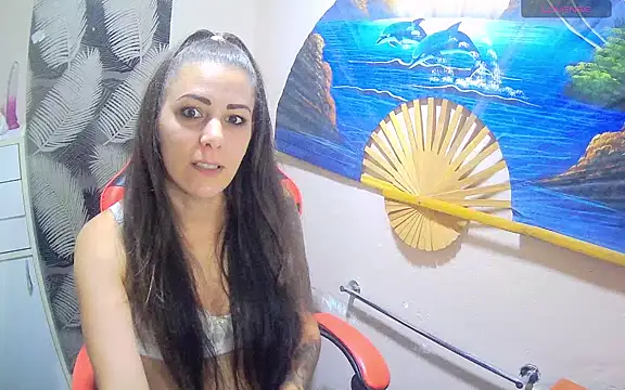 Snapshot of Catbaby32 chatting on 10-14-25, 08:31 Catbaby32 online show from 10-14-25, 08:31
