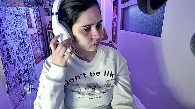 Vallolet Spencer online show from 10-18-25, 12:35