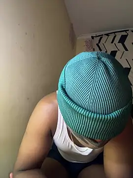 StallionPiper12 online show from 04-18-26, 04:11