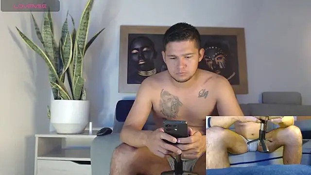 henrique Batman Latex017 online show from 01-29-25, 04:30