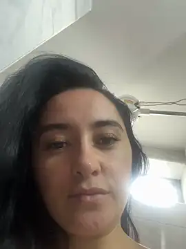 preetypeach online show from 10-23-25, 09:02