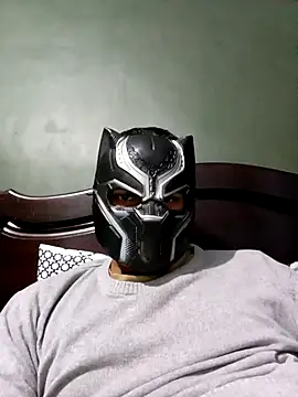 Snapshot of Luce1997 chatting on 10-08-25, 06:16 Luce1997 online show from 10-08-25, 06:16