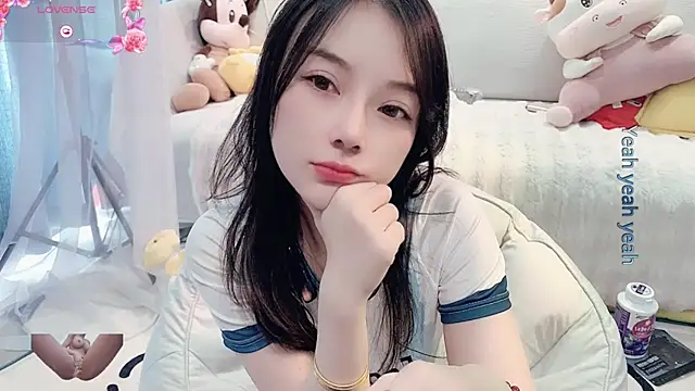 Snapshot of AKiKi711 chatting on 01-19-25, 05:48 AKiKi711 online show from 01-19-25, 05:48