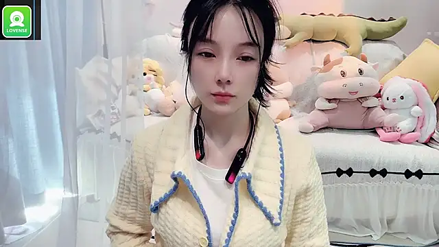 AKiKi711 online show from 11-02-25, 04:26