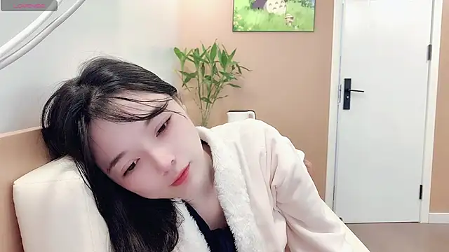 AKiKi711 online show from 02-12-26, 04:29