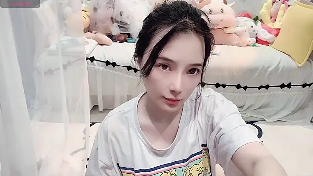 AKiKi711 online show from 05-16-26, 03:11