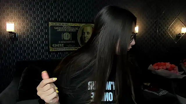 Snapshot of _extraterrestrial_ chatting on 10-02-25, 06:37  extraterrestrial  online show from 10-02-25, 06:37