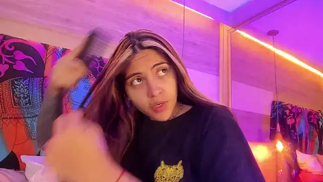 Cori Paige online show from 04-10-26, 04:06