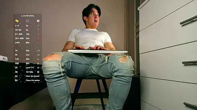 ChristianLevine  online show from 03-31-26, 06:03