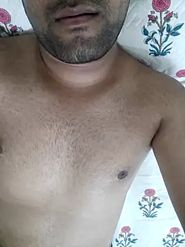 Snapshot of Vickyy_001 chatting on 11-04-25, 04:28 Vickyy 001 online show from 11-04-25, 04:28