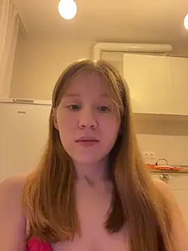 Snapshot of Eva_Weyne chatting on 04-27-26, 08:29 Eva Weyne online show from 04-27-26, 08:29