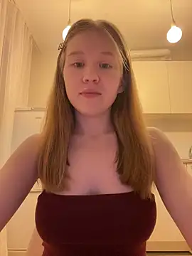 Snapshot of Eva_Weyne chatting on 04-28-26, 09:20 Eva Weyne online show from 04-28-26, 09:20