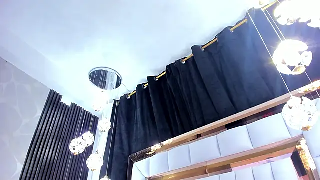 SarayRoyse online show from 09-16-25, 07:26