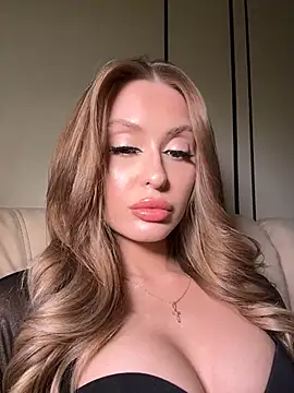 Sweet  Milly online show from 02-15-26, 06:59