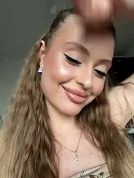 Sweet  Milly online show from 05-18-26, 02:34