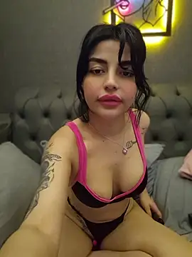Snapshot of Esmertarcinim chatting on 04-23-26, 03:36 Esmertarcinim online show from 04-23-26, 03:36