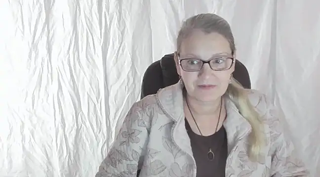 irinamaux online show from 02-23-25, 09:11