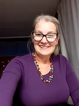 irinamaux online show from 09-17-25, 04:47