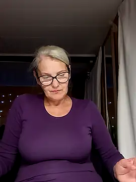 irinamaux online show from 09-30-25, 05:07