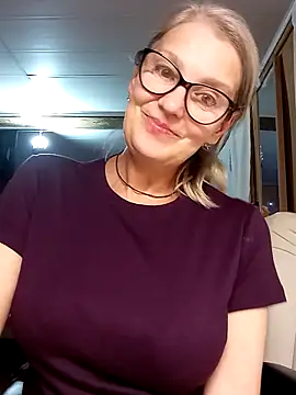 irinamaux online show from 10-25-25, 04:57