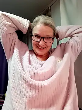 irinamaux online show from 02-06-26, 03:59