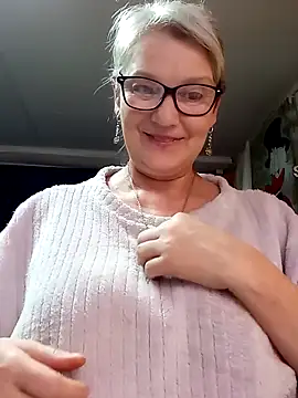irinamaux online show from 05-20-26, 10:38