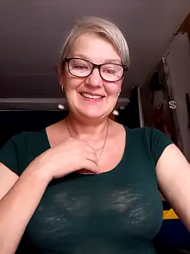 irinamaux online show from 06-27-26, 03:44