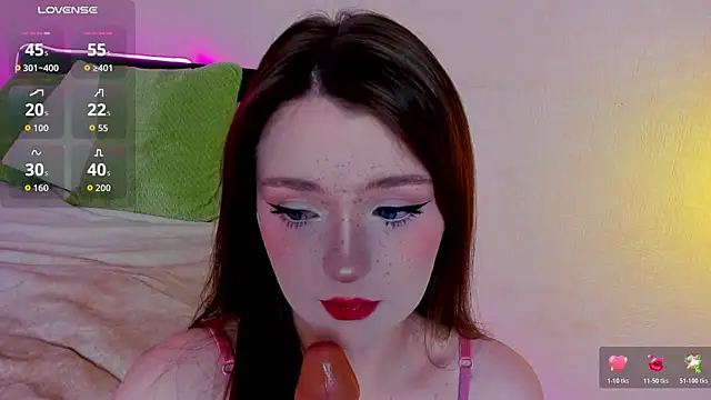 Snapshot of lexxxxxxi chatting on 11-27-25, 05:26 lexxxxxxi online show from 11-27-25, 05:26