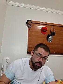 Snapshot of Zander823 chatting on 02-05-26, 07:35 Zander823 online show from 02-05-26, 07:35