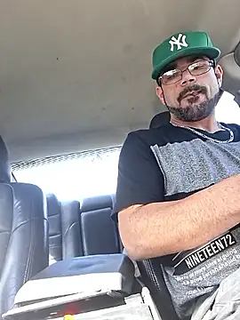 Snapshot of Zander823 chatting on 02-09-26, 07:18 Zander823 online show from 02-09-26, 07:18