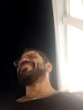 Snapshot of Zander823 chatting on 03-04-26, 04:29 Zander823 online show from 03-04-26, 04:29