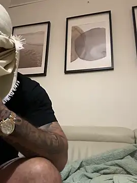 LexyGold online show from 10-04-25, 09:57