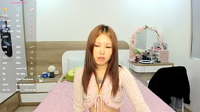 Snapshot of yena_gab chatting on 06-03-26, 06:35 yena gab online show from 06-03-26, 06:35