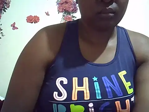 Snapshot of Giannah01 chatting on 04-18-26, 08:29 Giannah01 online show from 04-18-26, 08:29